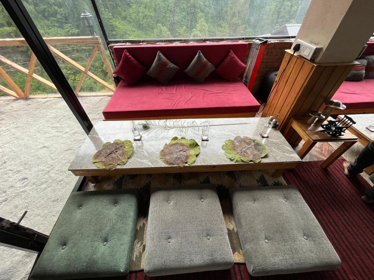 Thepahadians Food & Stay Jibhi Eksteriør billede