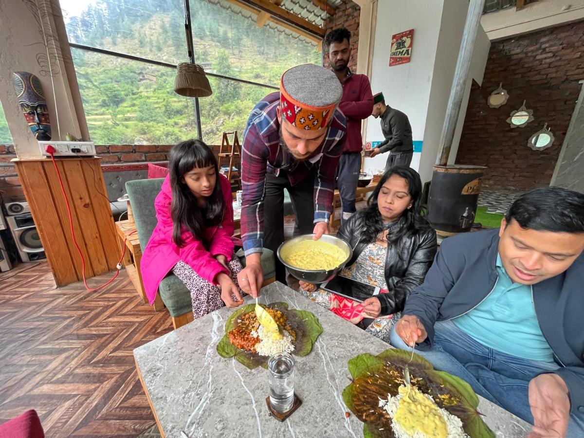 Thepahadians Food & Stay Jibhi Eksteriør billede